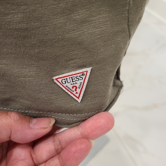 Crop top t-shirt/ Guess/ size M - Picture 3 of 5